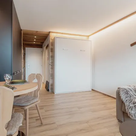 Avec Vue Imprenable ナンダ